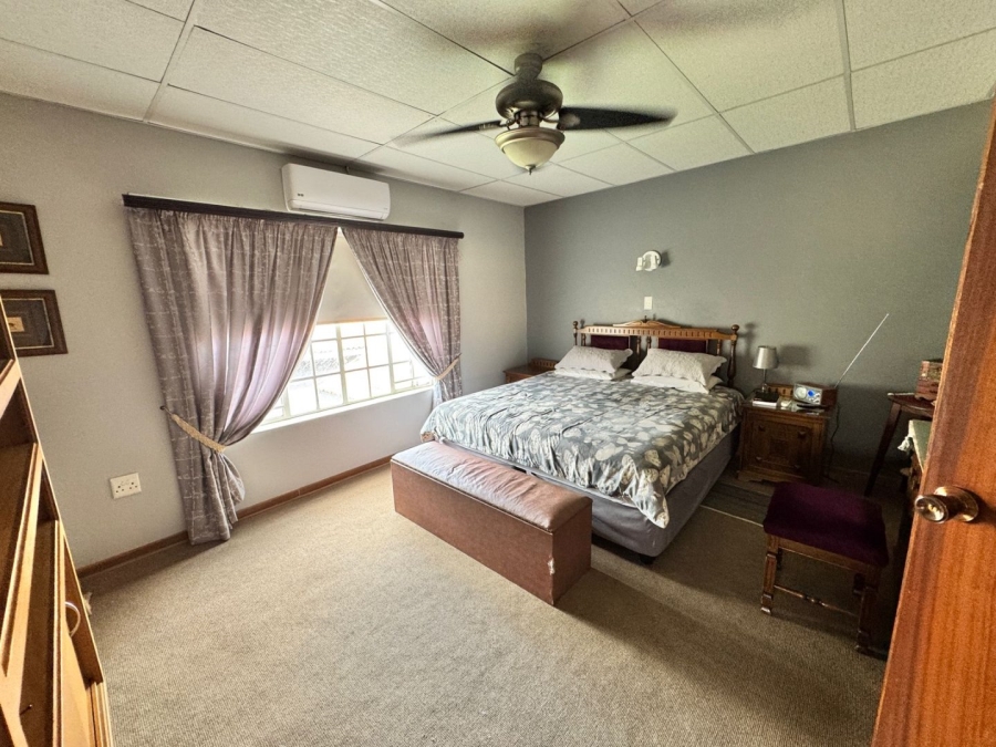 6 Bedroom Property for Sale in Orkney North West